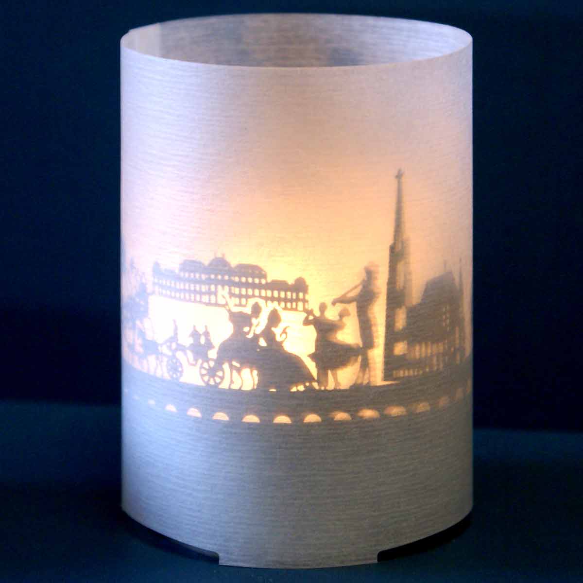 1150_Wien_Geschenk_Mitbringsel_Schattenspiel_Kerze_Postkarte_Skyline_Sehenswuerdigkeiten_Stephansdom_Karlskirche_Wiener-Secesskon_Looshaus_Wien-Mitbringsel