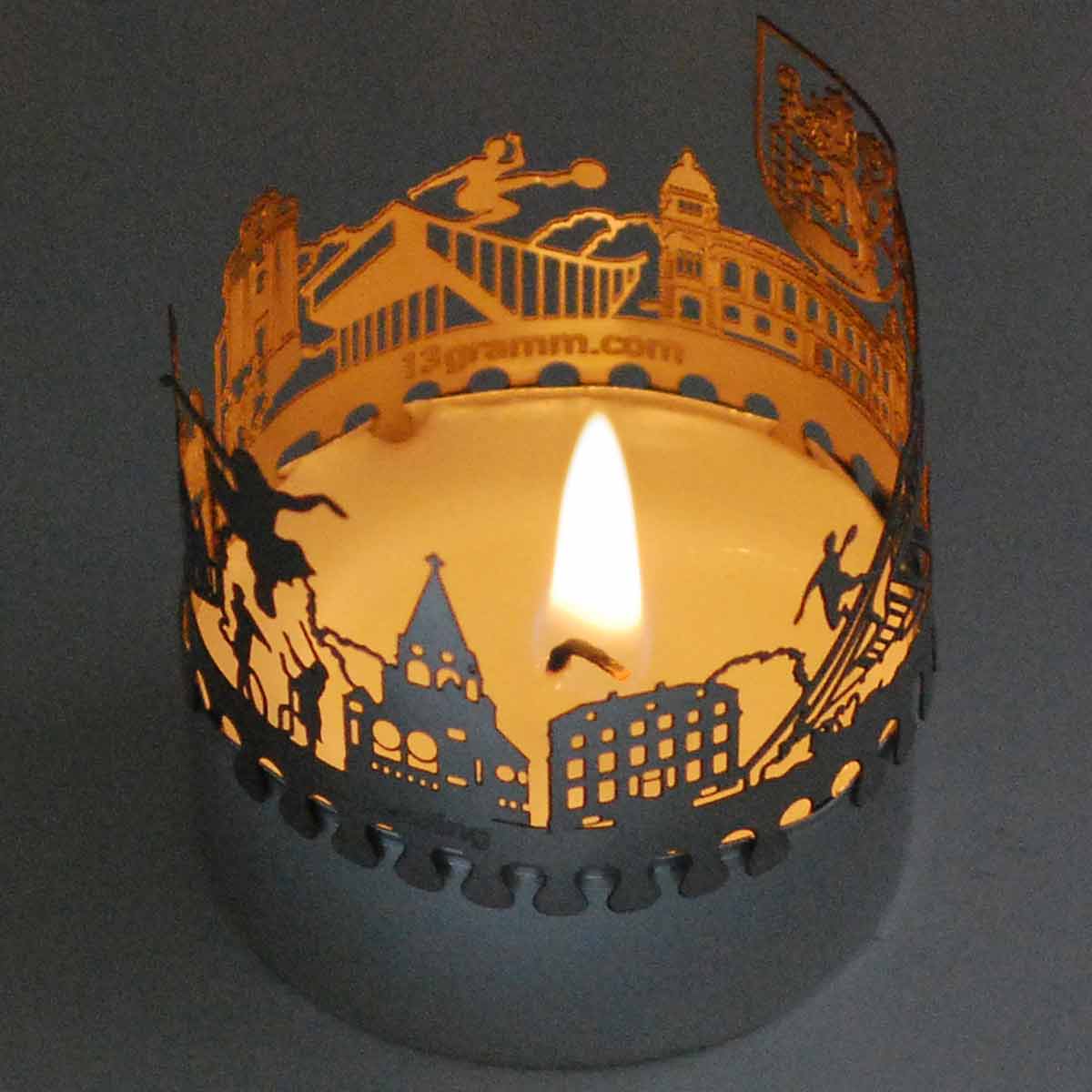 120_Wuppertal_Motivkerze_Schattenspiel_Teelicht-Windlicht_Geschenk_Souvenir_Atmosphaerisches-Licht_Skyline_Wahrzeichen_Schwimmoper_Stadthalle