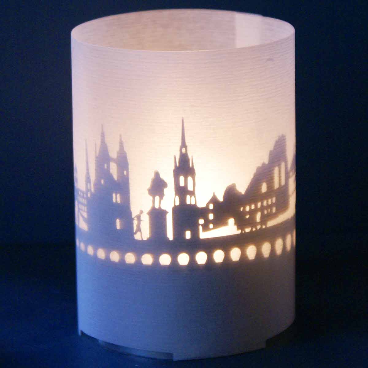 1268_Halle_Geschenkidee_Kerze_Schattenspiel_Motivkerze_Sehenswuerdigkeiten_Marienkirche_Moritzburg_Leipziger-Turm_Peissnitzinsel_Burg-Giebichenstein