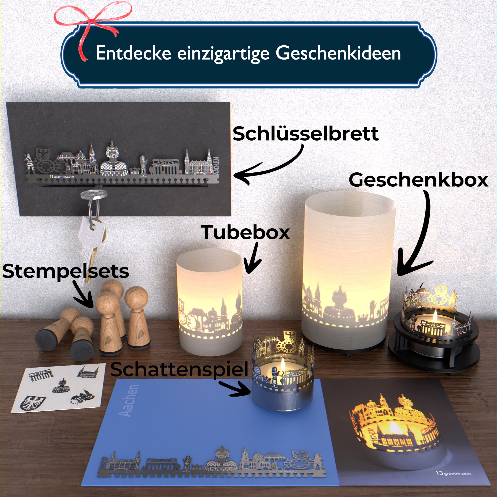 134_Aachen_City-Light_Skylineprojektion_Karlsbrunnen_Pfalzkapelle_Aachener-Dom_Karl-der-Grosse_Domschatz-von-Aachen_Theater-Aachen_Rathaus_Souvenir_Postkarte_1
