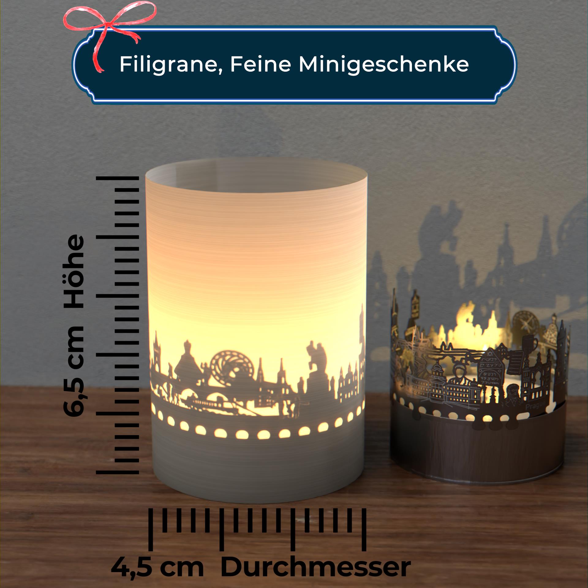 1415_Prag_Touristen_Prager-Altstadt_Karlsbruecke_Katedrala-Svateho-Vita_Prager-Schloss_St_Veits-Dom_Skyline_Souvenir_Postkarte_Atmosphaerisches-Stimmungslicht