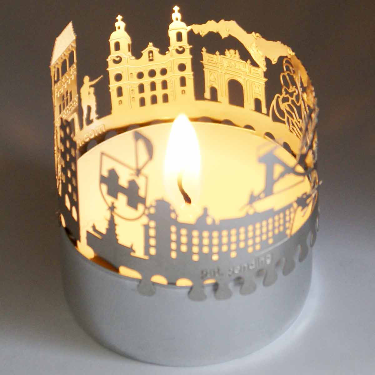 153_Innsbruck_Souvenir_Skyline_Geschenk_Teelicht_Schattenspiel_Stimmungslicht_Stadtansicht_Postkarte_Mitbringsel_Touristen_Andenken_Innenraum-Dekoration_1