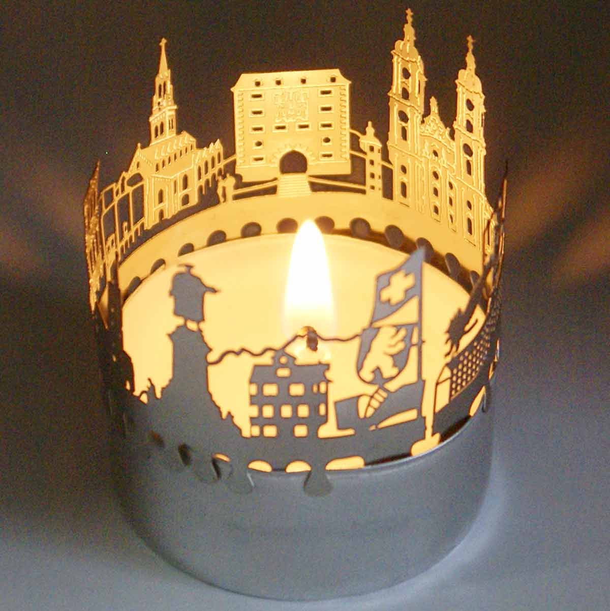 154_St_Gallen_Motivkerze_Atmosphaerisches-Licht_St_Mangen_St_Laurenzen_Stiftskirche_Karlstor_Notrufzentrale_Marktplatz_Saentis_Touristen_Urlaub_Geschenkidee_Skyline_1