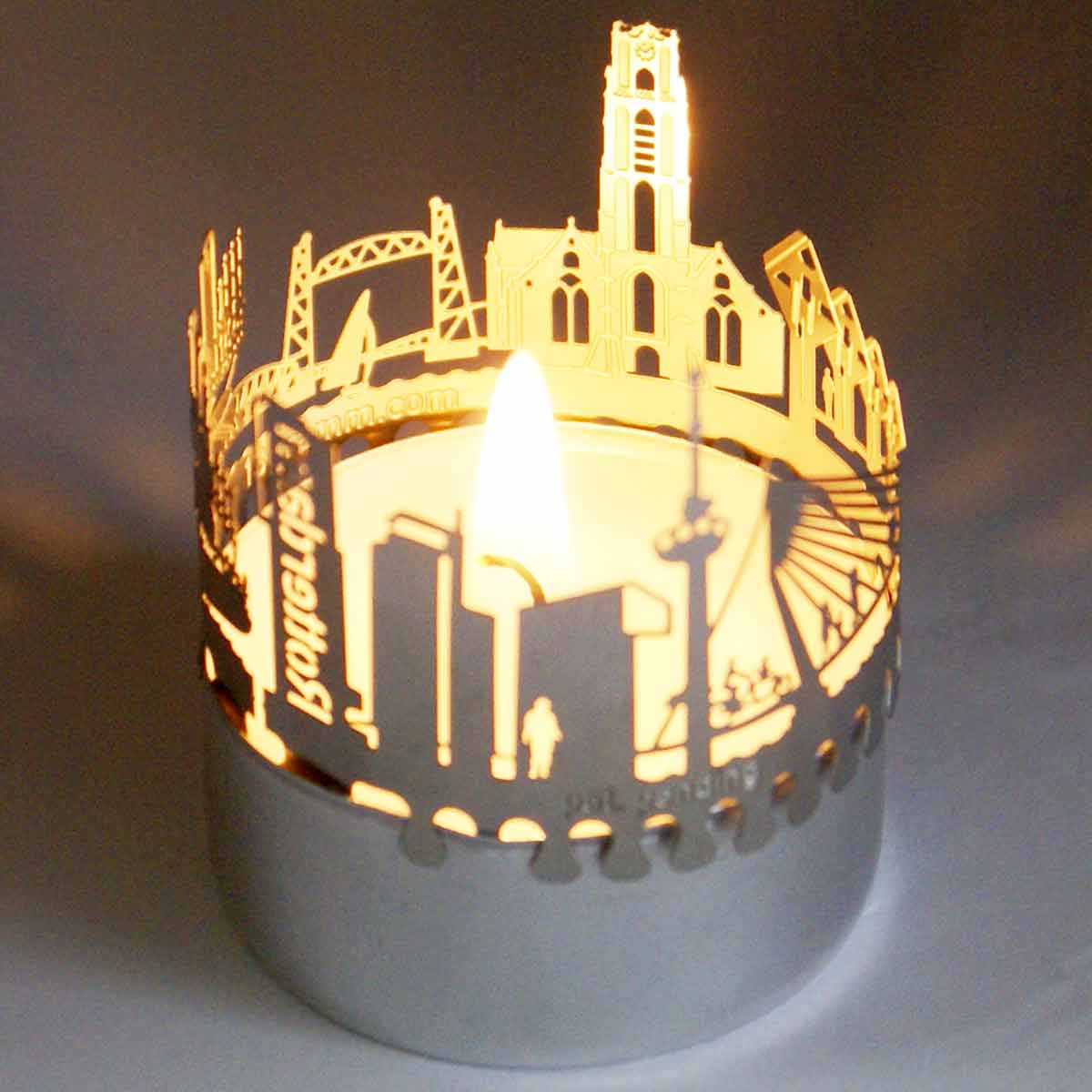 171_Rotterdam_Teelicht-Windlicht_Hafenstadt_Stadtmotive_Souvenir_Rotterdam-Central-Station_Markthalle-Rotterdam_Erasmusbruecke_Skyline_Atmosphaere_Postkarte_1