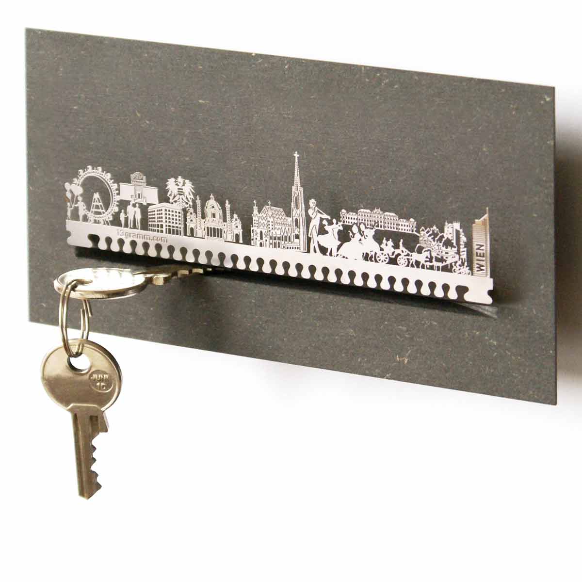 2150_Wien_Schluesselbrett_Wohnaccesoire_Stadtmotiv_Prater_Wiener-Secesskon_Looshaus_Karlskirche_Stephansdom_Wiener-Klassik_Wiener-Sachertorte_Walzer
