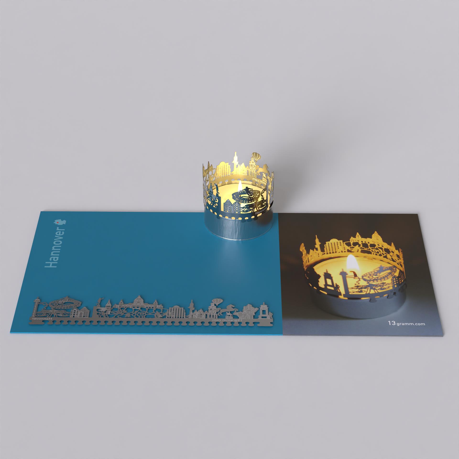 254_Geschenk_Motivkerze_Hannover_Skyline_Windlicht_Postkarte_Atmosphaerisches-Licht_City-Light_Nord-LB_Anzeigerhochhaus-Hannover_Fackeltraeger_Marktkirche-Hannover