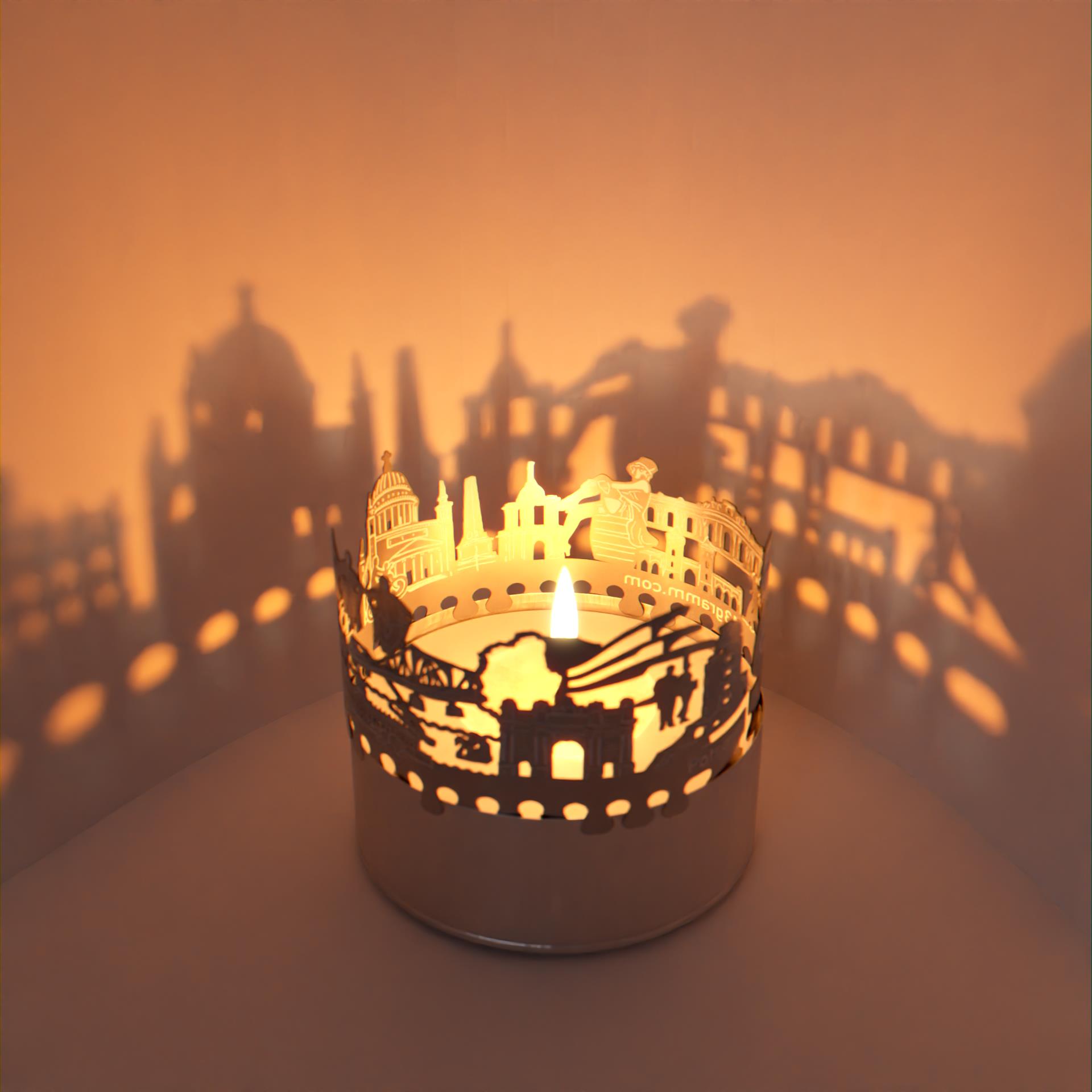 259_Potsdam_Motivkerze_Schattenspiel_Urlaub_Mitbringsel_Atmosphaerisches-Licht_Skyline_Grusskarte_Wohnzimmer-Deko_Nikolaikirche-Potsdam_Glienicker-Bruecke