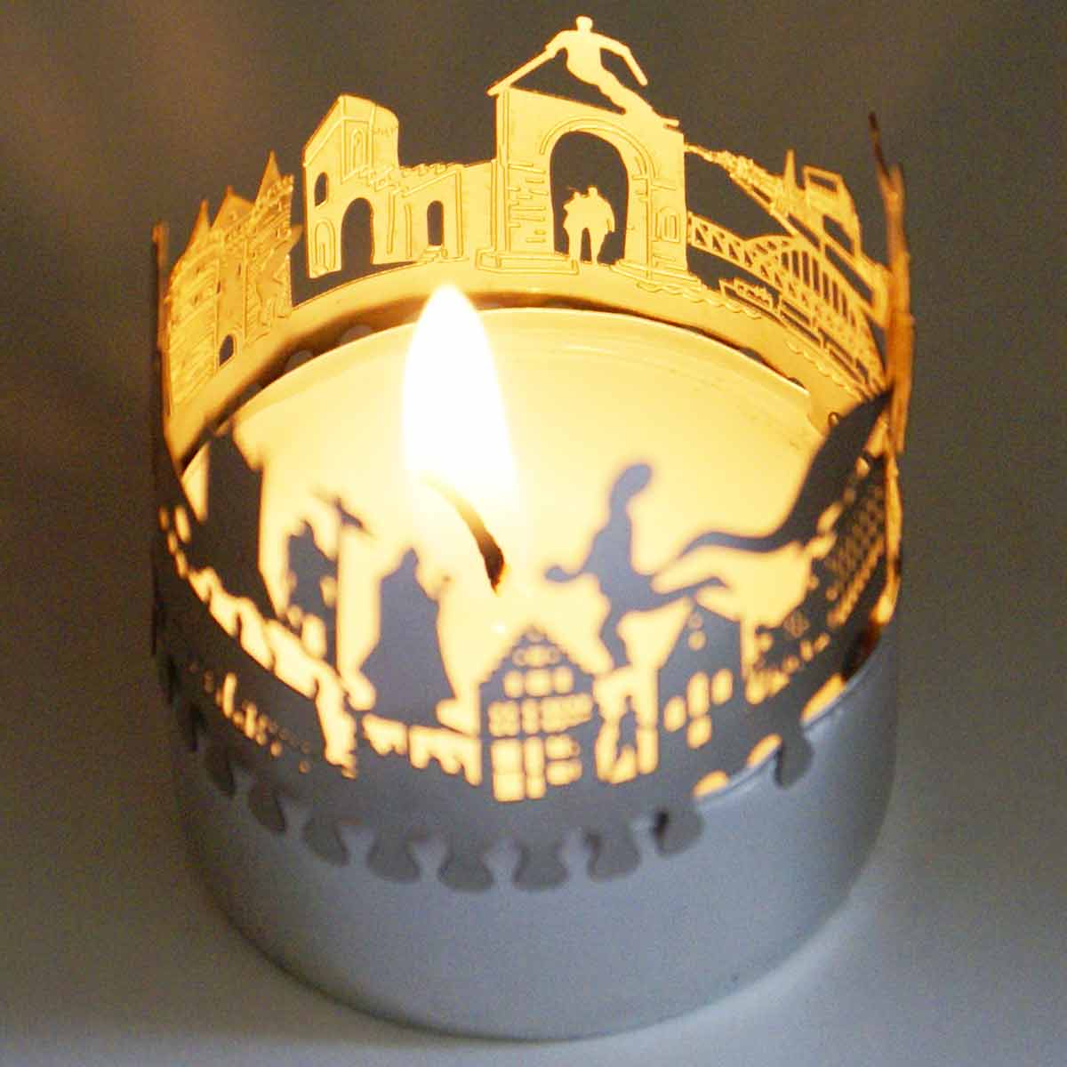 267_Neuss_Souvenir_Buergerfest_Atmosphaerisches-Licht_Mitbringsel_Stimmungslicht_Schattenprojektion_Geschenkidee_Kultur_Historie_Skyline_Postkarte_1