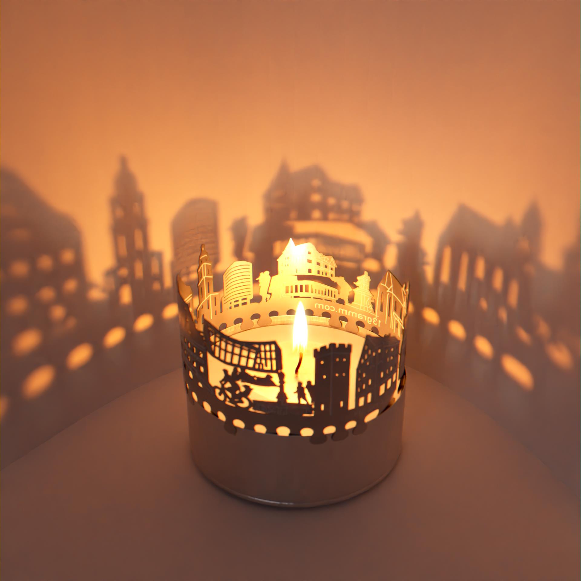 279_Heilbronn_Mitbringsel_Stimmungslicht_Postkarte_Souvenir_Teelicht_Schattenspiel_Skyline_Touristenattraktion_City_Kaethchenstadt_Goetzenturm_Deutschhof