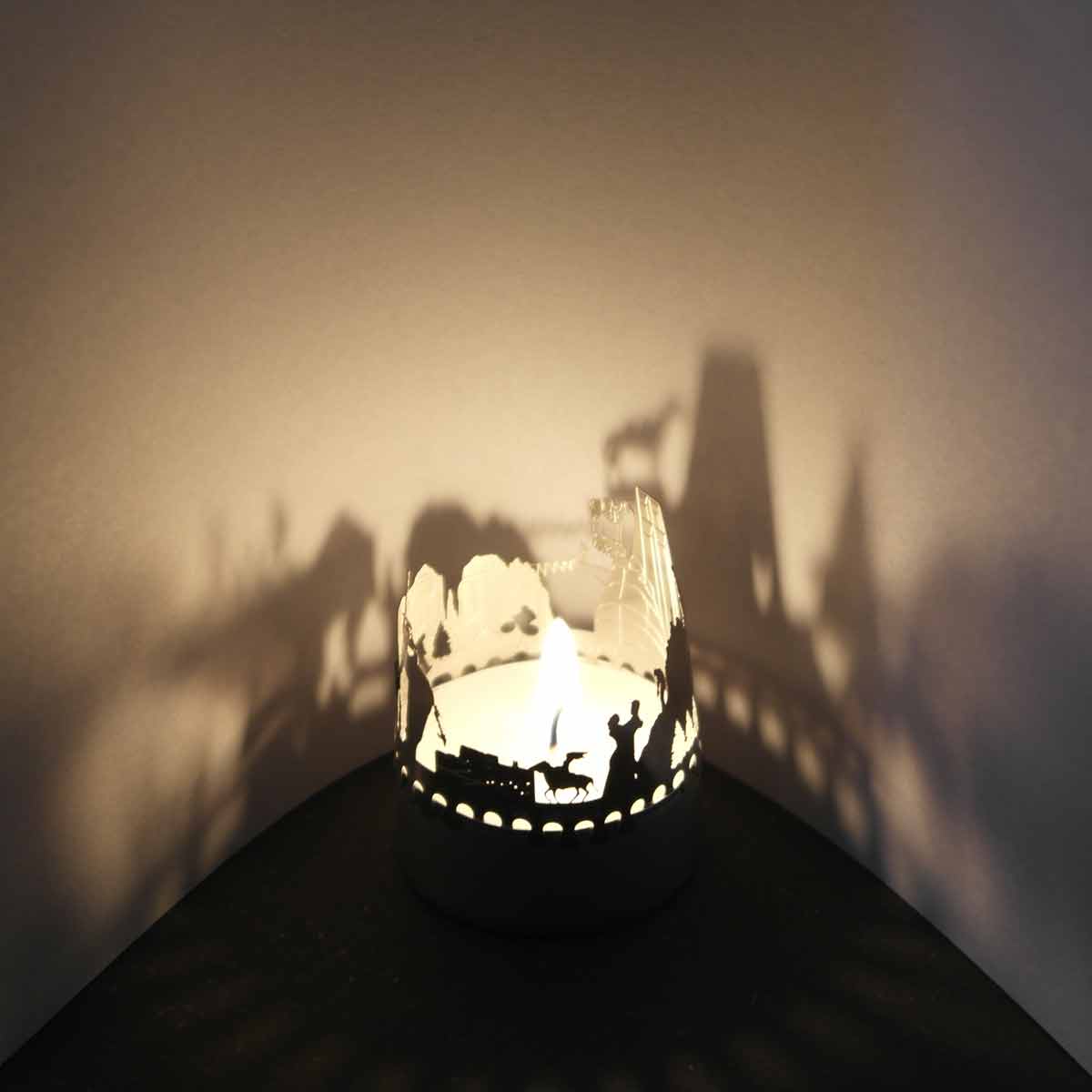 323_Geschenkidee_Sedona_Motivkerze_Souvenir_Teelicht-Windlicht_Schattenspiel_Skyline_Touristenattraktion_Stimmungslicht_Urlaubserinnerung_Mitbringsel_Postkarte