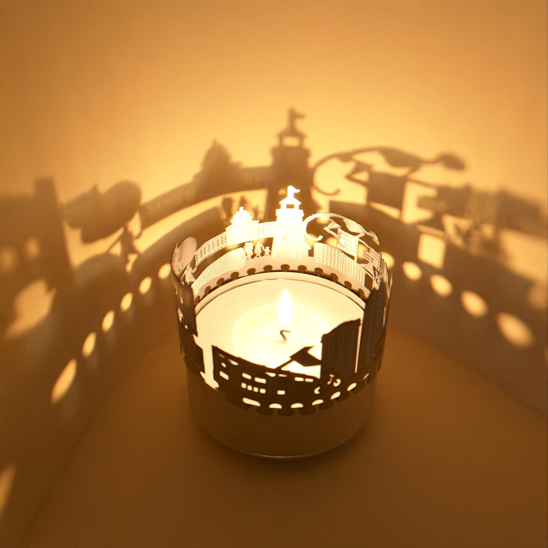 344_Oklahoma-City_City-Light_Schattenspiel_Souvenir_Skyline_Earlywine-Park_Devon-Energy-Center_Museum-of-Art_Oklahoma-History-Center_Hefner-Lake-Park