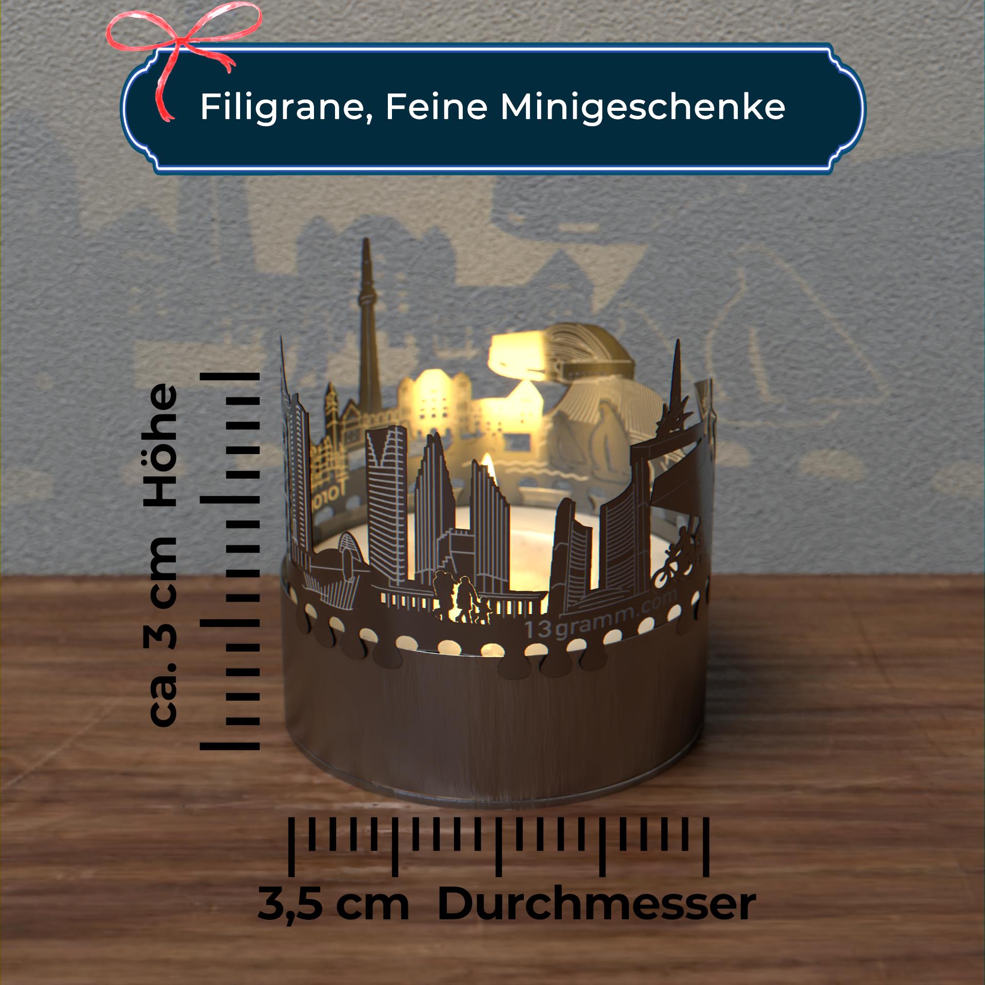 372_Toronto_Geschenkartikel_Kerze_Skylineprojektion_Schattenspiel_Toronto-Motive_Souvenir_Teelicht-Windlicht_Ontario-College-of-Art-and-Design_Hungarian-Monument_1