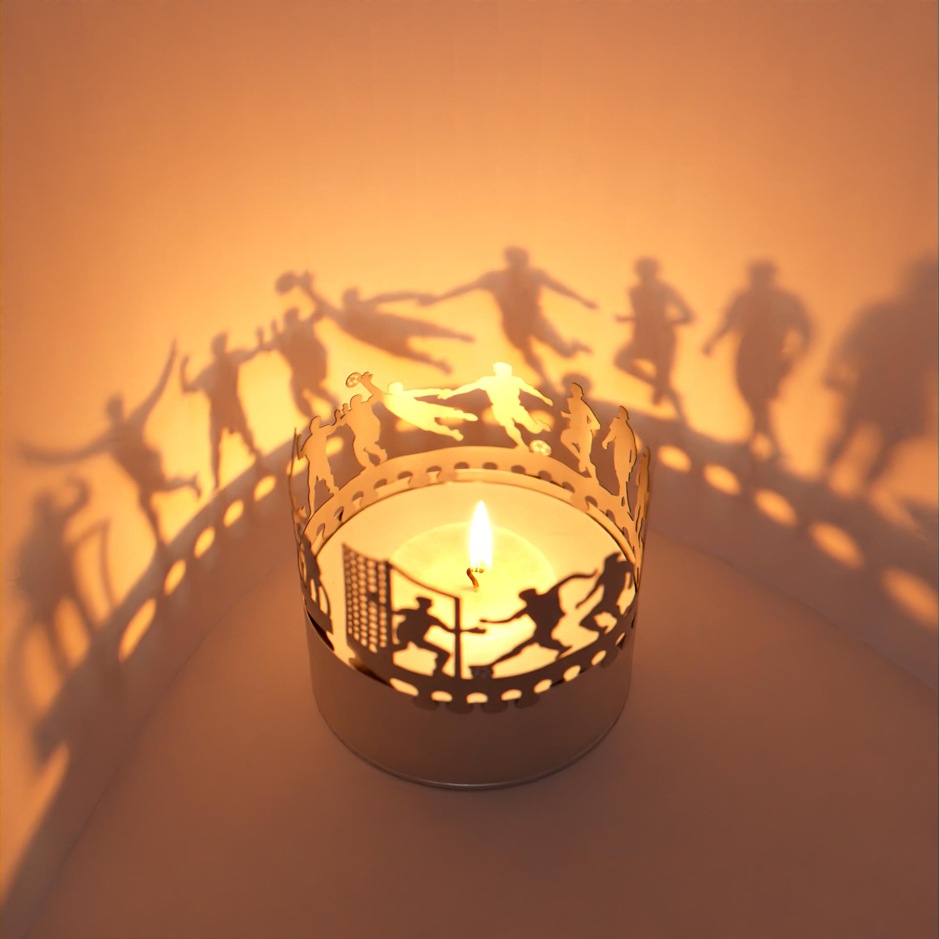 52_Fussball_Motivkerze_Teelicht_Schattenspiel_Stimmungslicht_Wohnaccessoire_Geschenk_Atmosphaere_Schattenbild_Torwart_Trainer_Rote-Karte_Tor_Anstoss